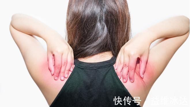 热敷|肩周炎疼痛怎么办教你一个治疗疼痛的小妙招，看完很管用