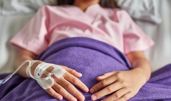 医院|47岁大姐一天放屁100多次,去医院检查,医生直摇头:太晚了