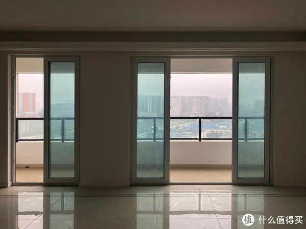 小伙|成都一小伙晒出自己的独居新房：干净治愈，原来一个人居住这么爽