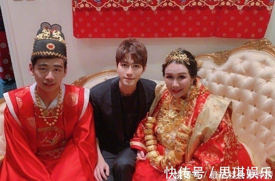 何超盈|何超盈孕期长胖80斤产后减肥成功,仍被吐槽臀部下垂严重