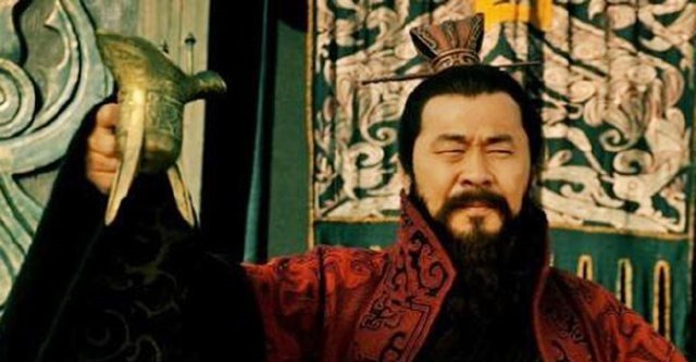 曹操有2句诗堪称神来之笔,1句成酒鬼口头禅,1句老男人最喜欢