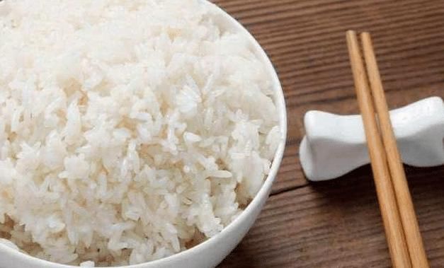 蒸米饭，淘米后不要直接加水！牢记这6点，米饭松软清甜，喷喷香