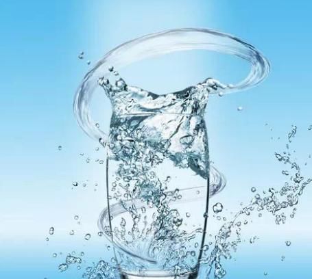  身体|爱运动爱喝水的人会比其他人更“长寿”吗？寿命长短主要看此3点