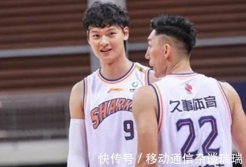 王哲林|24分轻取福建！王哲林狂轰31＋14，上海赛季第3胜，陈林坚14＋7