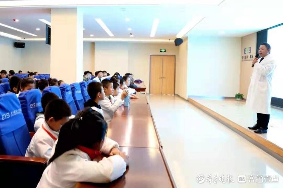 董学良|爱尔名医丨董学良：最好的医患关系就是和患者成为朋友