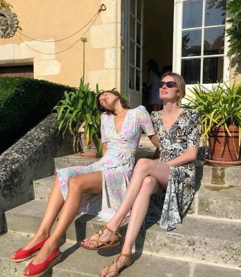 搞定|印花连衣裙+外套,5款造型搞定空调屋穿搭,时髦温度两手抓