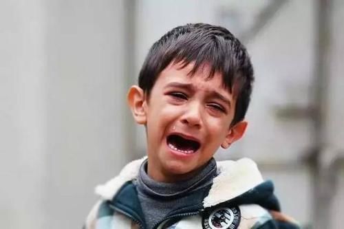 离婚|6岁女儿经常喊肚子疼,家长带她去医院,医生叹气你们离婚吧