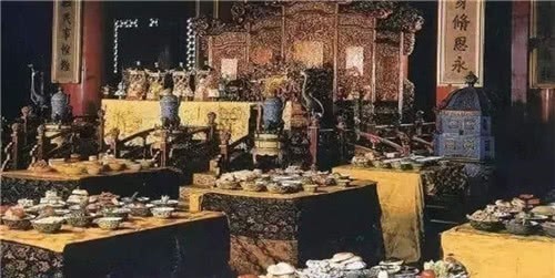 官员&从三品降到正四品,为何官员不仅不沮丧,还因“升官”偷着乐?