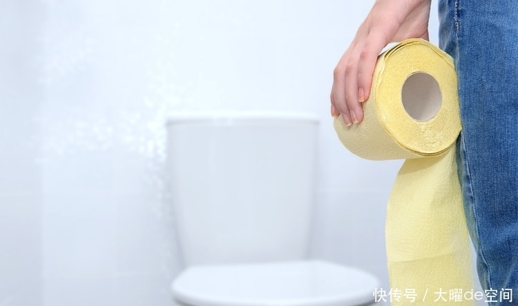  肠道|大便黏马桶就是病？再不注意这3大行为，肠道真的扛不住了