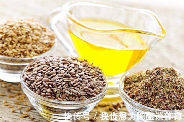 炒菜用啥油?油炸用啥油?食用油别乱用,选对油炒菜香,油烟少