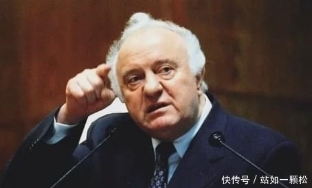 格鲁吉亚|格鲁吉亚被美国扶植西亚小国，落入政治圈套却成大国博弈牺牲品