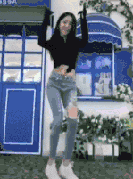 |搞笑GIF:这样翻锅菜都不会甩出来,真有两下