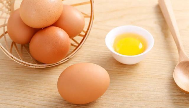 糖水|鸡蛋做辅食虽好,但若加了这几种食物就是剧毒,宝宝一口也不能吃