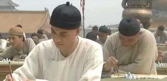 清朝四川唯一状元: 殿试时留了八个字在试卷上, 当场被钦定为状元