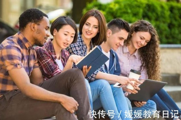 机票|赴美留学有多“香”?票价“十万”学生仍排长队,网友表示费解