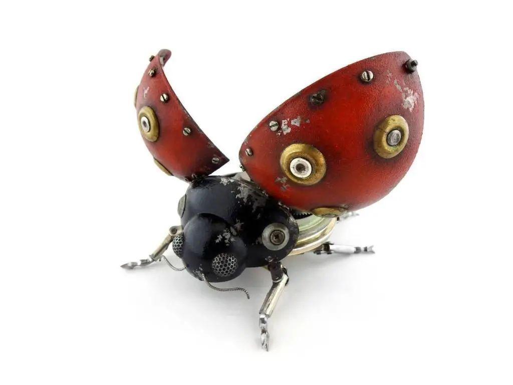 雕塑家$雕塑家收集废铁,打造朋克风金属动物,制作过程和作品都非常酷