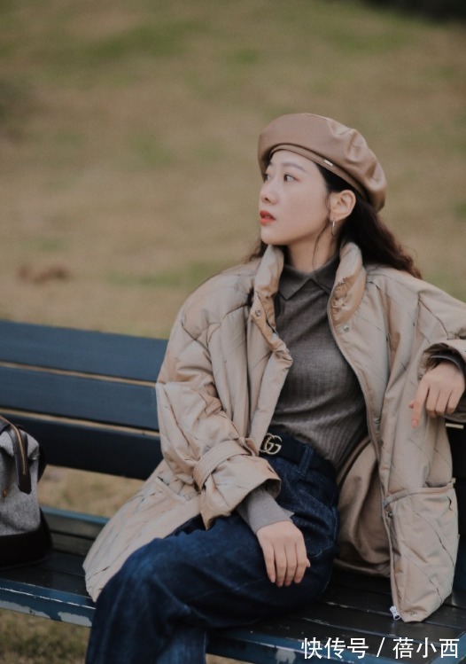 牛仔裤|今年流行这4种“羽绒服”,搭配牛仔裤、半身裙时髦又洋气