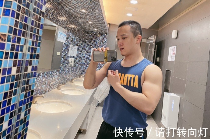 身材|江映蓉新歌编舞老师，健身练就一身肉壮，身材柔软到能劈叉！