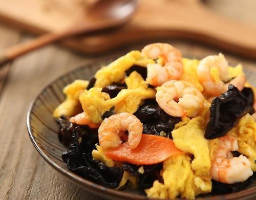 梅墨生|有人吸烟喝酒一辈子,但是却长寿,这到底为何?医生一文说清楚