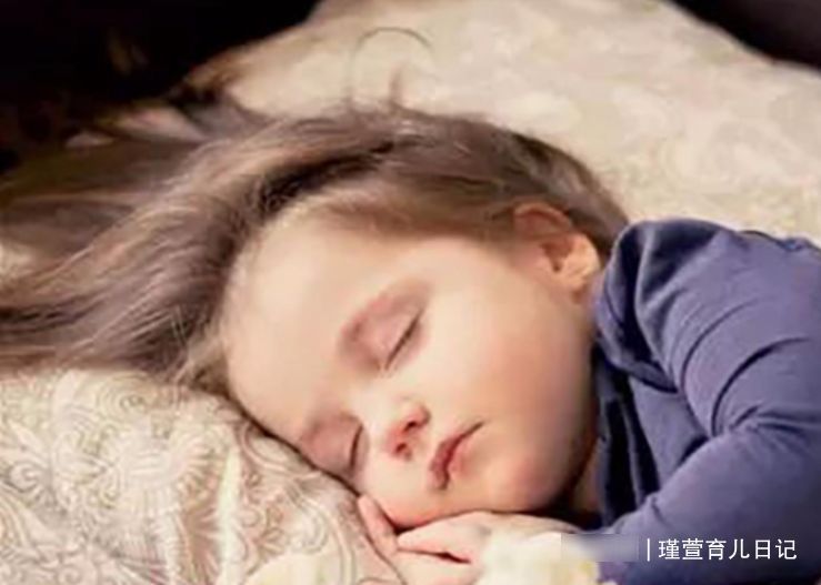 宝宝|宝宝睡枕头与不睡枕头，长大后有何差异？父母需提前了解