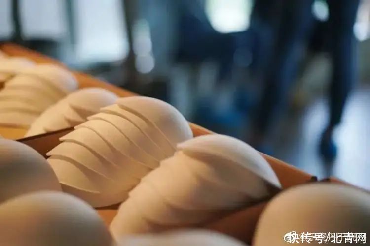 piu|乳癌手术后，她们如何穿内衣？