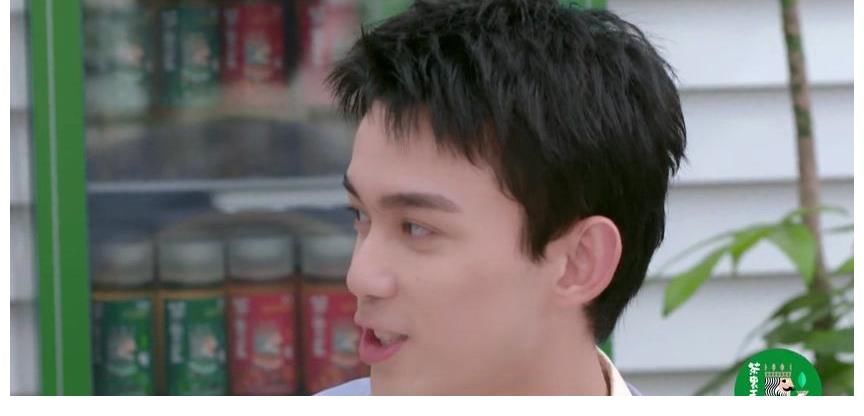 寶藏男孩|吳磊有多可愛？節目中模仿狗狗，逗得趙麗穎差點笑噴！