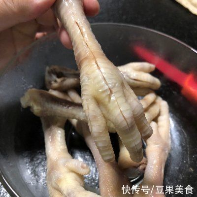 做法|香辣无骨凤爪最好吃的做法，就在这里了