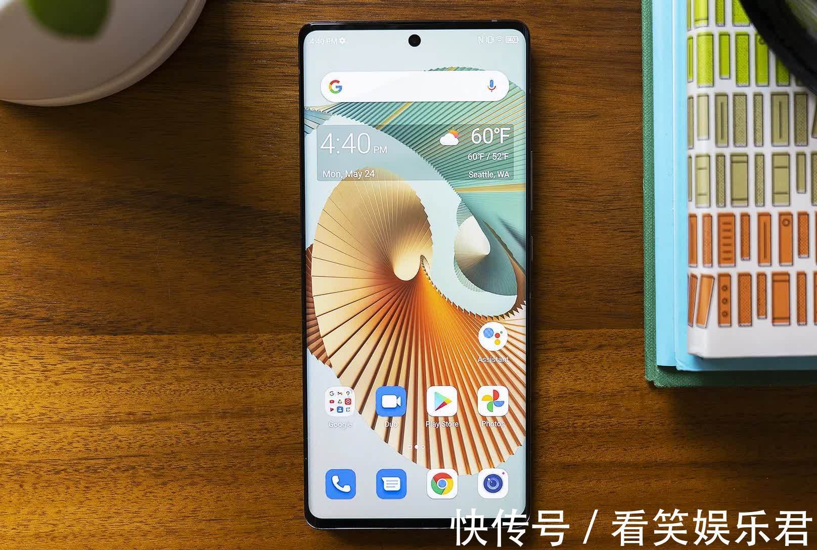 顶配|16GB+1TB储存，发布三个月供不应求，顶配旗舰如今终于现货供应