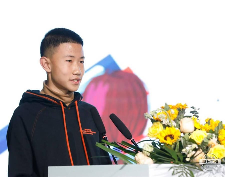  这份|今天这份荣耀，属于少年的你