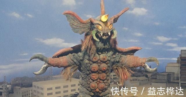 断头刀|艾斯奥特曼:艾斯断头刀失败案例,北斗被怪兽迷惑了吗?