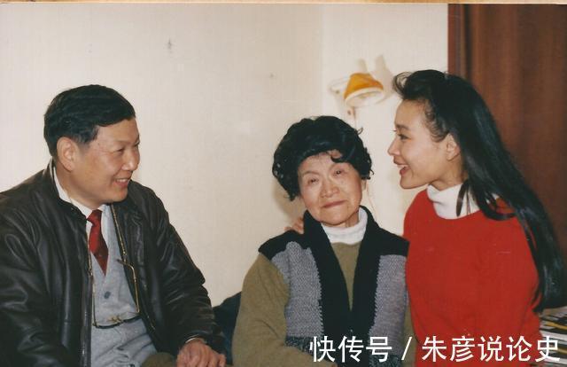 史伊凡#著名药理学家张安中逝世:她的良善女儿陈冲没学到