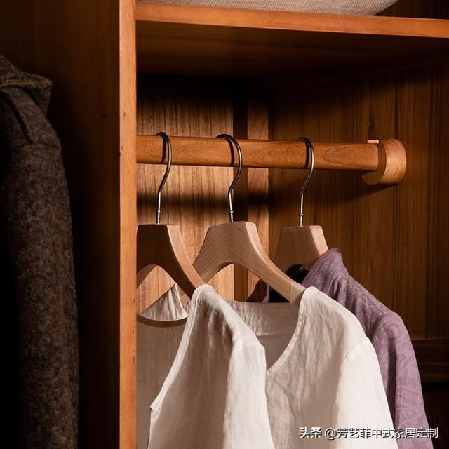 家具|一屋子新中式榆木家具，这种充满岁月沉淀的美，简直太震撼了