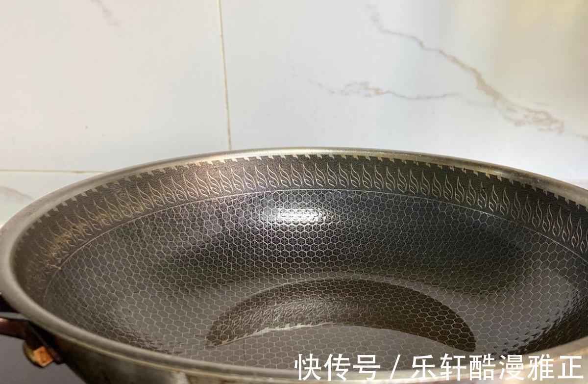 在家也能做大厨干锅啤酒鸭的详细制作方法来了，附带图片