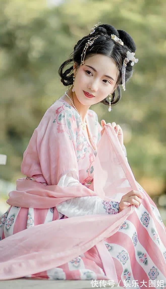 鬼头$聊斋故事：自家院内一花园，乃祖上禁忌，竟被一外来小伙破了案