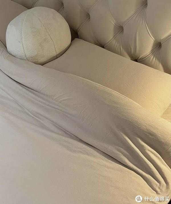 纸巾盒|这10个卧室物件，花不了几个钱，关键能让睡觉