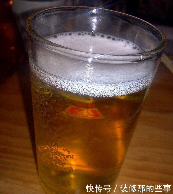 茂盛|绿萝长得慢，用它浇一浇，叶子更绿更多，肥得流油