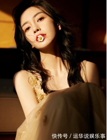 黄晓明|32岁的杨颖，就这样改写了她的结局，跌落的口碑到底是回不去了