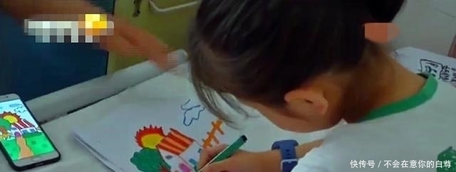 家长|12岁女孩腹痛两年,肚子里出现马蹄形状的团块,都怪家长太粗心