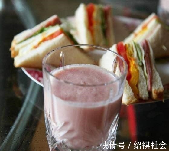 每天吃此种食物,是在给癌细胞“提供营养”,别再傻乎乎的不清楚