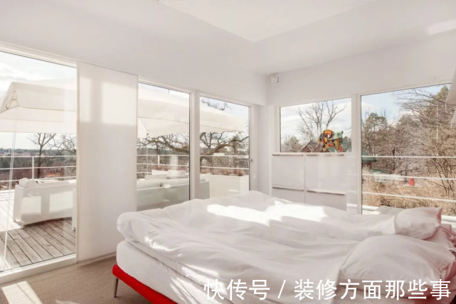 功能主义|92平现代风二居室,一进门就是客厅巧用隔断还有收纳作用
