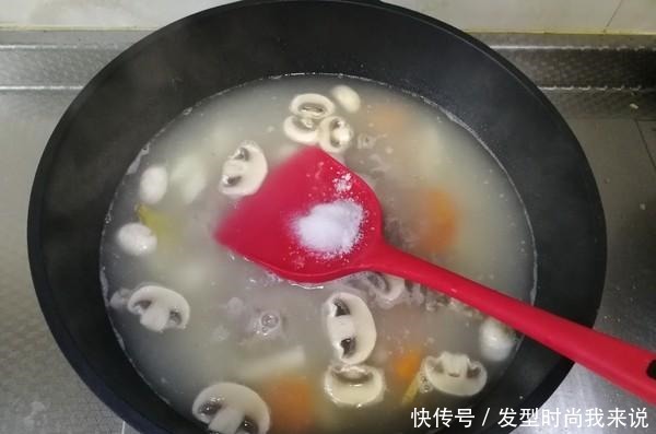  立冬遇到这菜一定买，吃它对眼睛好，胜过猪肝，3元一斤要常吃