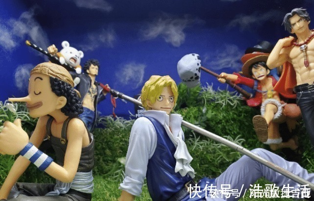 路飞|海贼王为什么说宅男一面墙值一套别墅看完这满屋子的手办，你就明白了！
