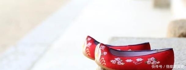 上翘|为何古人穿的鞋子前头总是翘起来?佩服老祖宗的智慧