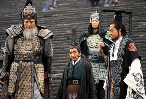 盘古!有一个能开天辟地的神仙,在封神榜中被通天教主打到落荒而逃