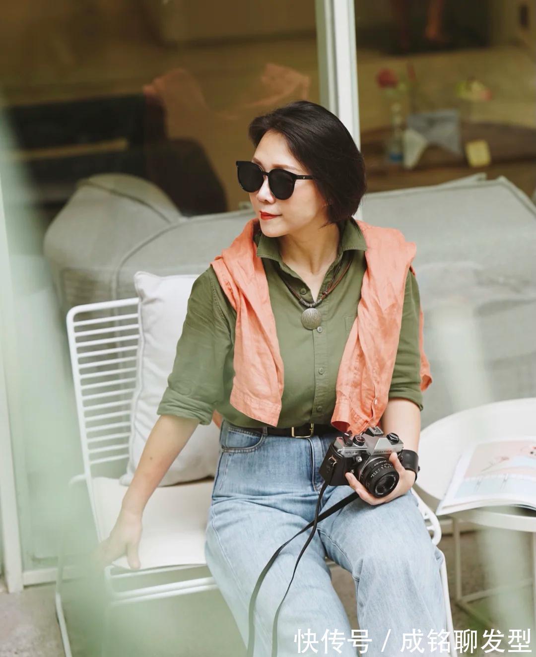 时尚|中年妈妈怎么穿时髦有品位?学博主的穿搭方法,优雅大气时尚减龄