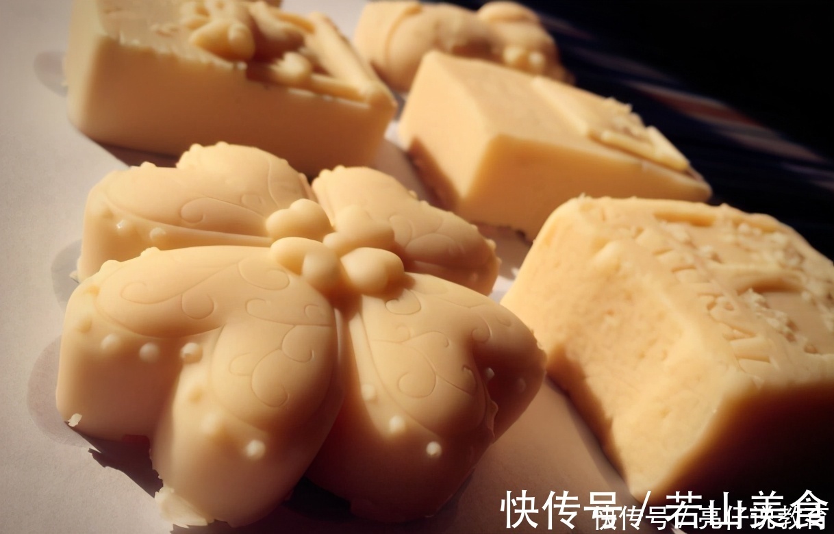 母乳皂|宝宝喝不完的母乳咋处理？闺蜜提出“好建议”，宝妈却接受不了