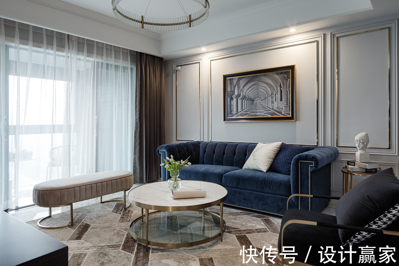 阳台|130㎡轻奢四居，融入美式的沉稳庄重，打造温柔的质感生活