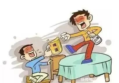 喝酒者|喝酒者,想健康,这4个喝酒方式,最好一个也没有