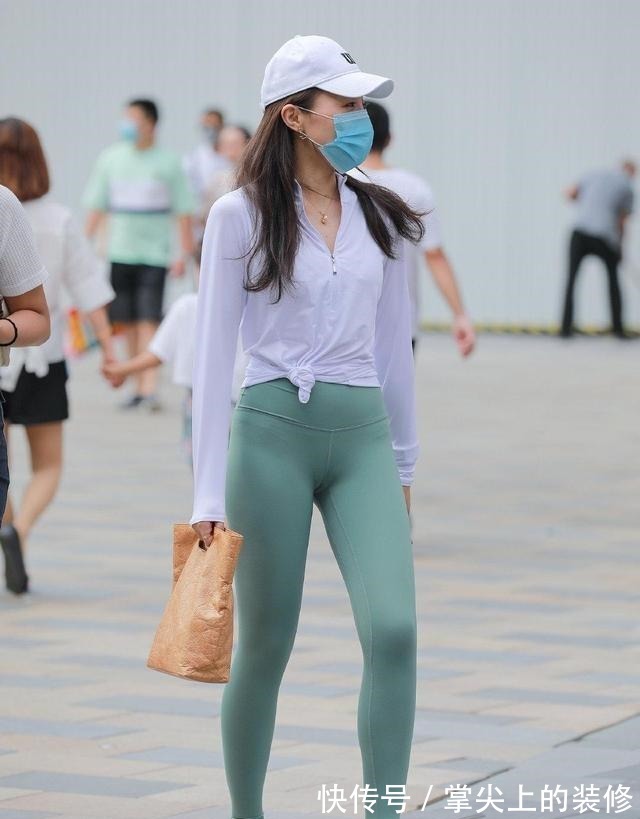 衬衫 一貌倾城的瑜伽裤美女,个性耐看值得借鉴,不信你看!