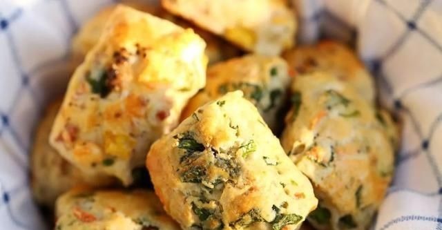 自从学会这早餐,连吃3天还不够,全家都喜欢,一袋面几天见底了